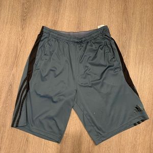 🤩 3 for $20 / Adidas Athletic Shorts size M